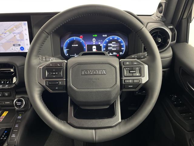 ランドクルーザー250 VX JBLサウンド サンルーフ 純正ナビ 地デジフルセグ 全方位カメラ ETC2.0 アダプティブクルーズコントロール BSM 衝突軽減ブレーキ デジタルインナーミラー 純正フロアマット ワイヤレス充電(11枚目)