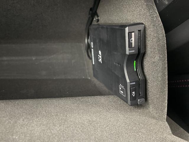 CX-5 XD スポーツアピアランス 純正10.25型ナビ 地デジフルセグ 全方位カメラ BSM ドラレコ ETC 追従式クルーズコントロール 衝突軽減 パドルシフト シートヒーター ステアリングヒーター ワイヤレス充電 パワーバックドア(6枚目)