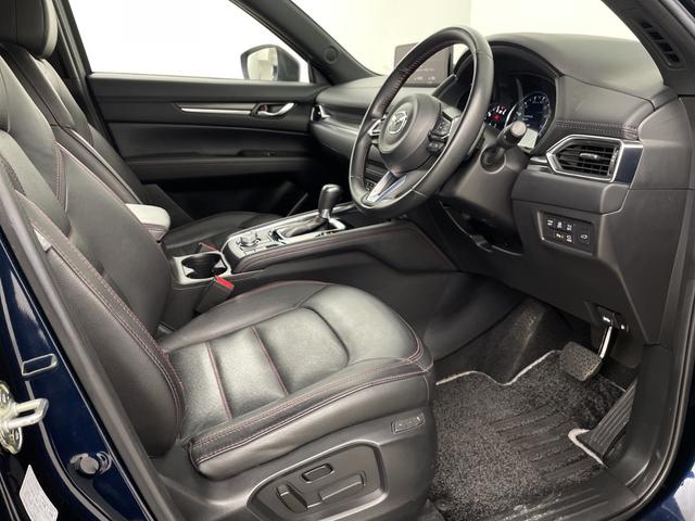 CX-5 XD スポーツアピアランス 純正10.25型ナビ 地デジフルセグ 全方位カメラ BSM ドラレコ ETC 追従式クルーズコントロール 衝突軽減 パドルシフト シートヒーター ステアリングヒーター ワイヤレス充電 パワーバックドア(39枚目)