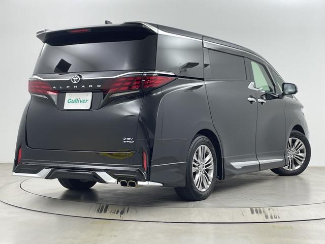 せっかく見つけたお気に入りの１台を遠いからとあきらめてほしくない！遠方でも陸送納車承れます。