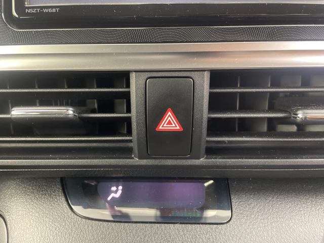 シエンタ ハイブリッドＧ　クエロ　純正ＳＤナビ　全方位カメラ　クルーズコントロール　シートヒーター　ステアリングヒーター　前後ドライブレコーダー　ＥＴＣ　両側パワースライドドア　衝突軽減システム　純正アルミホイール　純正フロアマット（21枚目）