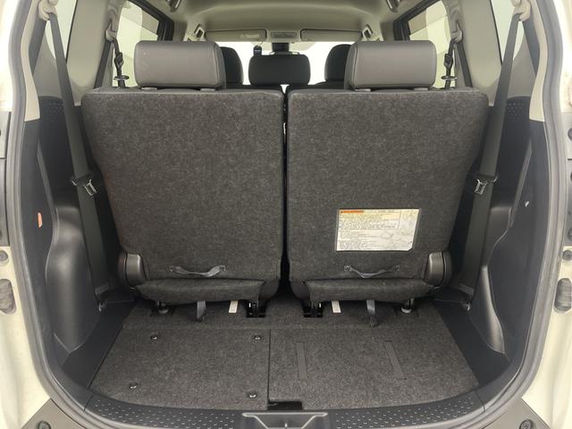 シエンタ ハイブリッドＧ　クエロ　純正ＳＤナビ　全方位カメラ　クルーズコントロール　シートヒーター　ステアリングヒーター　前後ドライブレコーダー　ＥＴＣ　両側パワースライドドア　衝突軽減システム　純正アルミホイール　純正フロアマット（44枚目）