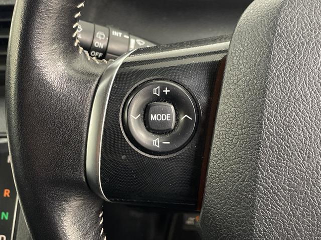 シエンタ ハイブリッドG 純正SDナビ バックカメラ フルセグTV CD/DVD/BT 両側パワースライドドア 前後ドライブレコーダー ビルトインETC 純正フロアマット レベライザー ステアリングリモコン プッシュスタート(11枚目)