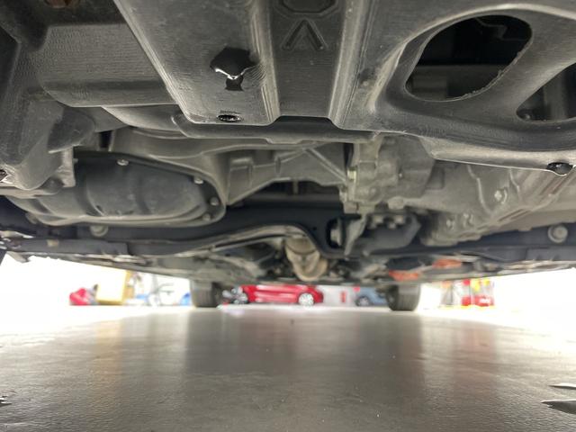 シエンタ ハイブリッドG 純正SDナビ バックカメラ フルセグTV CD/DVD/BT 両側パワースライドドア 前後ドライブレコーダー ビルトインETC 純正フロアマット レベライザー ステアリングリモコン プッシュスタート(80枚目)