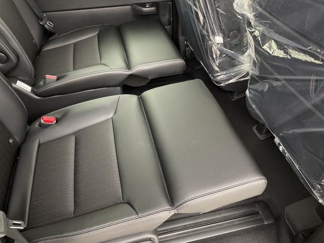 ステップワゴン e:HEVスパーダ 登録済未使用車 純正15.6型後席モニター 純正11.4型ナビ バックカメラ ブラインドスポットモニター 衝突軽減 アダプティブクルーズコントロール 電動リアゲート シートヒーター ブレーキホールド(37枚目)