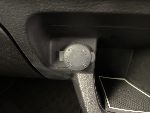 クロスビー ハイブリッドＭＺ　純正ナビ　全方位カメラ　フルセグテレビ　ビルトインＥＴＣ　前後ドライブレコーダー　シートヒーター　パドルシフト　レーダークルーズコントロール　衝突被害軽減ブレーキ　車線逸脱警報　後方コーナーセンサー（30枚目）