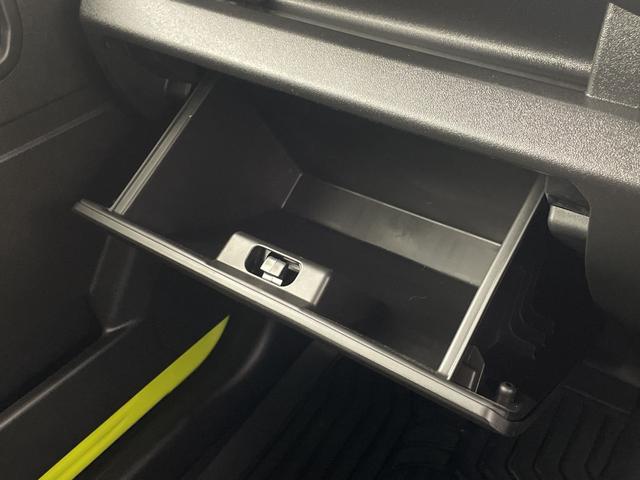 ジムニー ＸＣ　純正８インチナビ　バックカメラ　フルセグテレビ　ビルトインＥＴＣ２．０　前後ドライブレコーダー　クルーズコントロール　衝突被害軽減ブレーキ　車線逸脱警報　シートヒーター　ヒーテッドドアミラー　ＬＥＤ（25枚目）