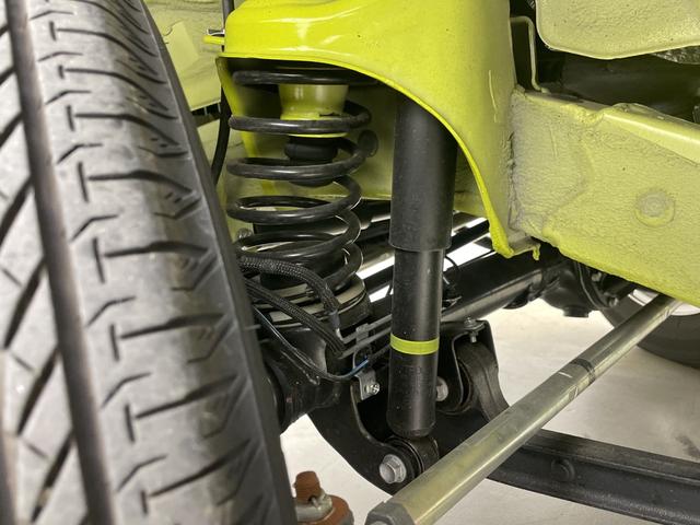 ジムニー ＸＣ　純正８インチナビ　バックカメラ　フルセグテレビ　ビルトインＥＴＣ２．０　前後ドライブレコーダー　クルーズコントロール　衝突被害軽減ブレーキ　車線逸脱警報　シートヒーター　ヒーテッドドアミラー　ＬＥＤ（75枚目）