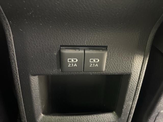 エスクァイア Ｇｉ　プレミアムパッケージ　ブラックテーラード　純正ナビ　バックカメラ　ビルトインＥＴＣ２．０　クルーズコントロール　衝突軽減システム　シートヒーター　ステアリングヒーター　オートマティックハイビーム　両側パワースライドドア　純正アルミホイール（35枚目）