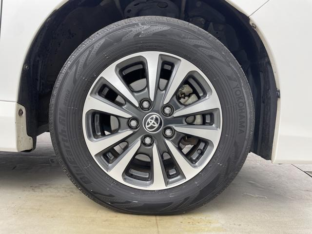 エスクァイア Ｇｉ　プレミアムパッケージ　ブラックテーラード　純正ナビ　バックカメラ　ビルトインＥＴＣ２．０　クルーズコントロール　衝突軽減システム　シートヒーター　ステアリングヒーター　オートマティックハイビーム　両側パワースライドドア　純正アルミホイール（72枚目）