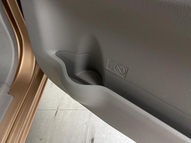 デイズルークス Ｘ　社外ナビ　アラウンドビューモニター　パワースライドドア　エマージェンシーブレーキ　Ｂｌｕｅｔｏｏｔｈ　ビルトインＥＴＣ　プッシュスタート　純正ドアバイザー　純正フロアマット　アイドリングストップ（28枚目）