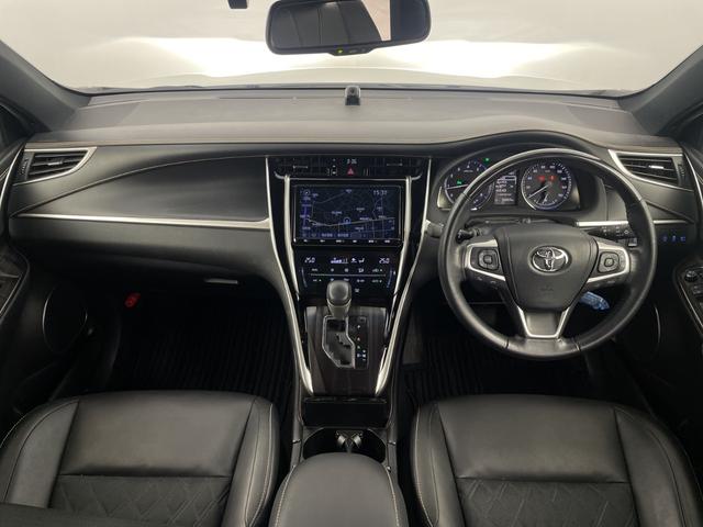 ハリアー プレミアム 純正ナビ バックカメラ クルーズコントロール 前後ドライブレコーダー パワーバックドア レーンキープアシスト 衝突軽減ブレーキ コーナーセンサー ETC ブレーキホールド スタットレスタイヤ積込(7枚目)