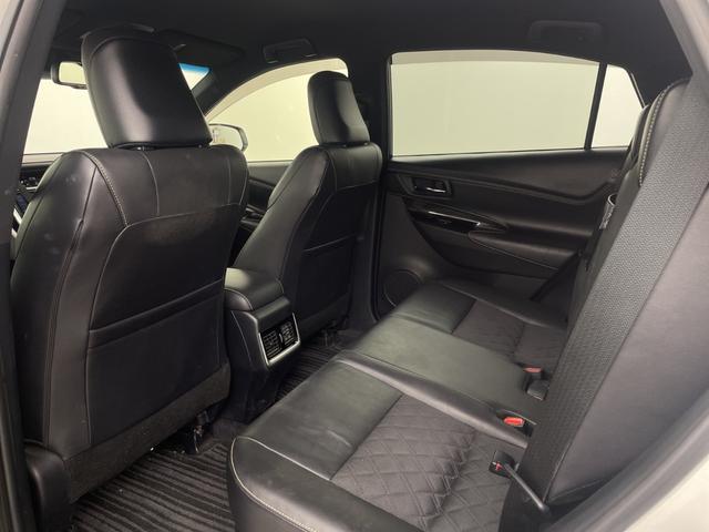 ハリアー プレミアム 純正ナビ バックカメラ クルーズコントロール 前後ドライブレコーダー パワーバックドア レーンキープアシスト 衝突軽減ブレーキ コーナーセンサー ETC ブレーキホールド スタットレスタイヤ積込(44枚目)