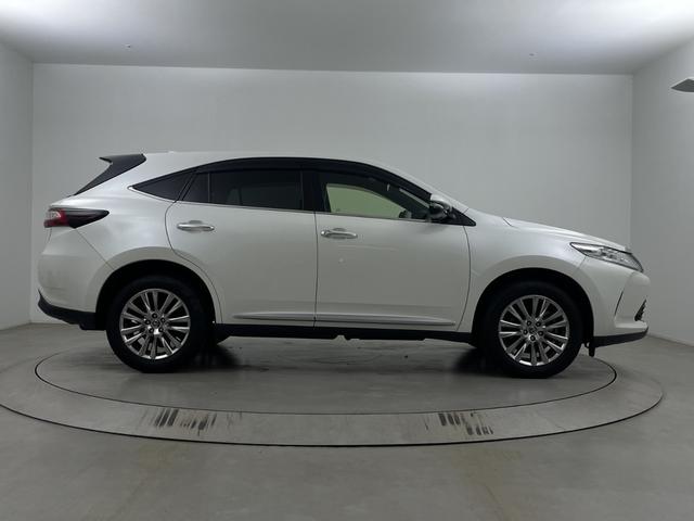 ハリアー プレミアム 純正ナビ バックカメラ クルーズコントロール 前後ドライブレコーダー パワーバックドア レーンキープアシスト 衝突軽減ブレーキ コーナーセンサー ETC ブレーキホールド スタットレスタイヤ積込(64枚目)