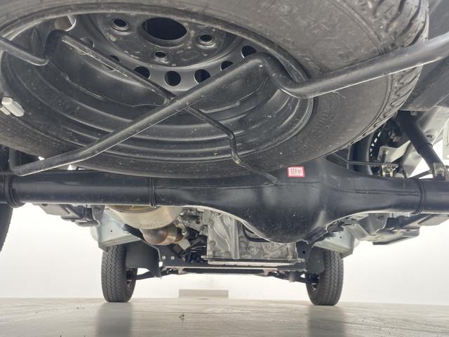 ピクシストラック スタンダード 衝突軽減システム コーナーセンサー FM/AM カーラジオ 電動格納ミラー オートライト パワーウィンドウ 純正フロアマット プッシュスタート スマートキー アイドリングストップ 横滑り防止システム(74枚目)