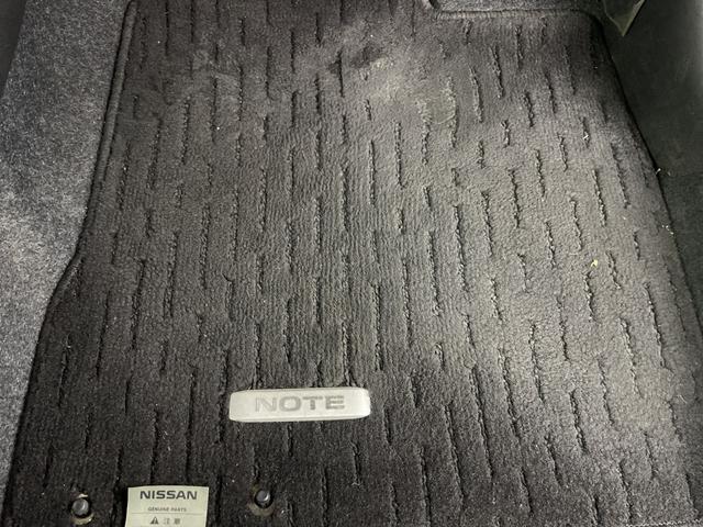 ノート Ｘ　ＤＩＧ－Ｓ　純正ナビ（Ｂｌｕｅｔｏｏｔｈ／ＴＶ／ＤＶＤ／ＣＤ）　全方位カメラ　ＥＴＣ　衝突軽減ブレーキ　レーンキープアシスト　コーナーセンサー　横滑り防止措置　純正フロアマット　ドアバイザー　ウインカーミラー（32枚目）