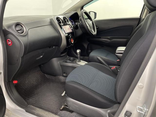 ノート Ｘ　ＤＩＧ－Ｓ　純正ナビ（Ｂｌｕｅｔｏｏｔｈ／ＴＶ／ＤＶＤ／ＣＤ）　全方位カメラ　ＥＴＣ　衝突軽減ブレーキ　レーンキープアシスト　コーナーセンサー　横滑り防止措置　純正フロアマット　ドアバイザー　ウインカーミラー（36枚目）