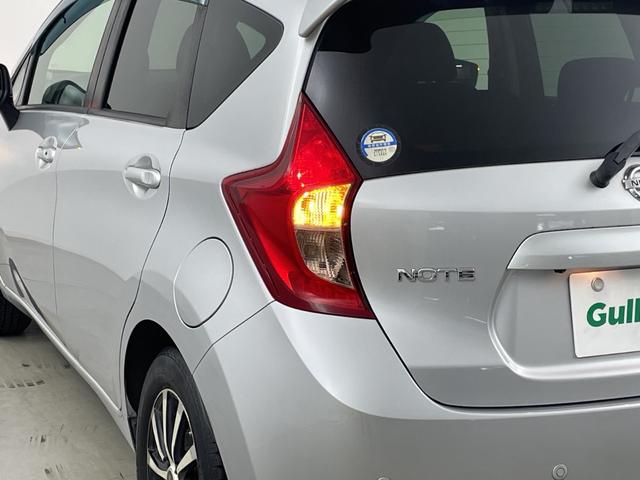 ノート Ｘ　ＤＩＧ－Ｓ　純正ナビ（Ｂｌｕｅｔｏｏｔｈ／ＴＶ／ＤＶＤ／ＣＤ）　全方位カメラ　ＥＴＣ　衝突軽減ブレーキ　レーンキープアシスト　コーナーセンサー　横滑り防止措置　純正フロアマット　ドアバイザー　ウインカーミラー（53枚目）