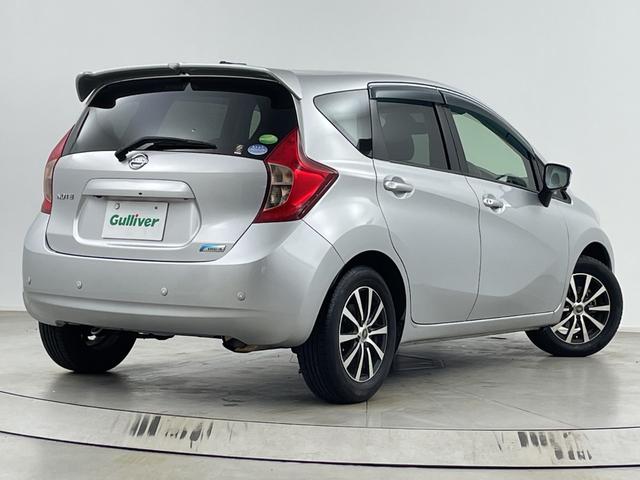 ノート Ｘ　ＤＩＧ－Ｓ　純正ナビ（Ｂｌｕｅｔｏｏｔｈ／ＴＶ／ＤＶＤ／ＣＤ）　全方位カメラ　ＥＴＣ　衝突軽減ブレーキ　レーンキープアシスト　コーナーセンサー　横滑り防止措置　純正フロアマット　ドアバイザー　ウインカーミラー（61枚目）