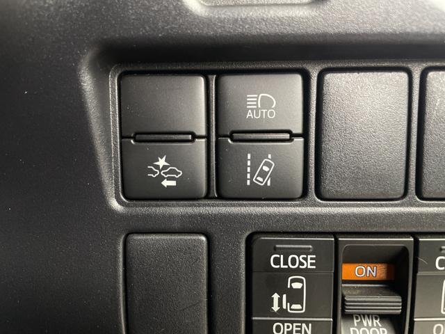 ヴォクシー ＺＳ　煌ＩＩＩ　純正ナビ　バックカメラ　両側パワースライドドア　ビルトＥＴＣ２．０　純正ドライブレコーダー　オートマティックハイビーム　クルーズコントロール　衝突軽減システム　純正アルミホイール　純正フロアマット（17枚目）