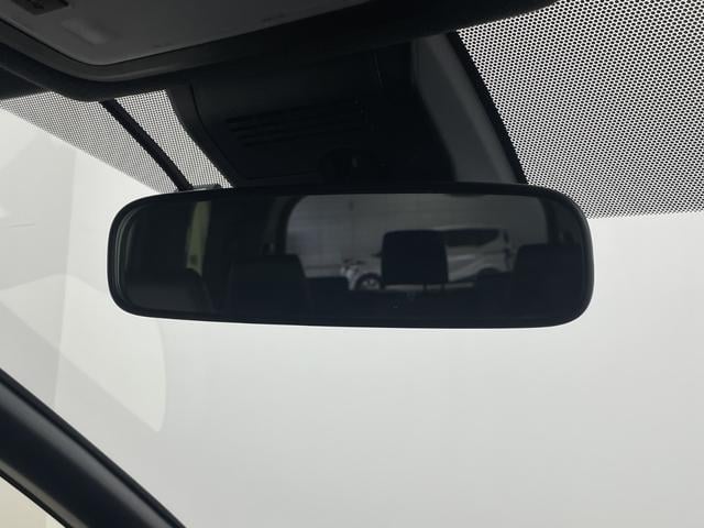 ヴォクシー ＺＳ　煌ＩＩＩ　純正ナビ　バックカメラ　両側パワースライドドア　ビルトＥＴＣ２．０　純正ドライブレコーダー　オートマティックハイビーム　クルーズコントロール　衝突軽減システム　純正アルミホイール　純正フロアマット（27枚目）