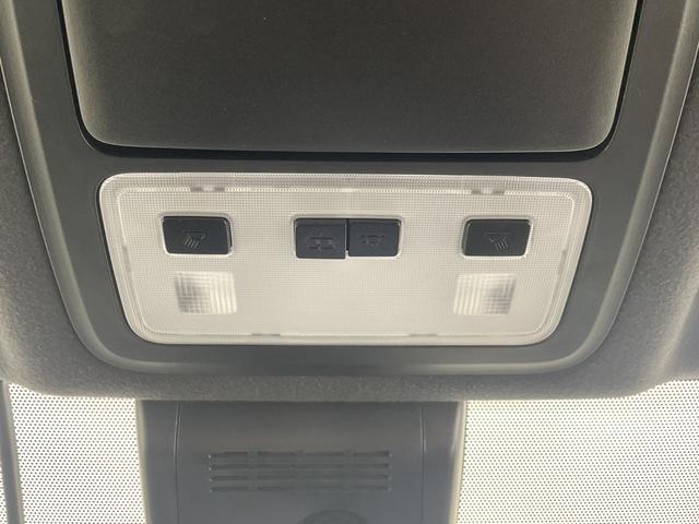 ヴォクシー ＺＳ　煌ＩＩＩ　純正ナビ　バックカメラ　両側パワースライドドア　ビルトＥＴＣ２．０　純正ドライブレコーダー　オートマティックハイビーム　クルーズコントロール　衝突軽減システム　純正アルミホイール　純正フロアマット（28枚目）