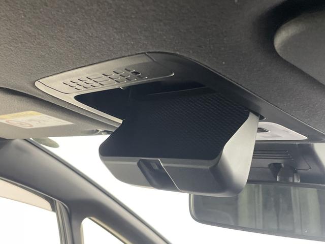 ヴォクシー ＺＳ　煌ＩＩＩ　純正ナビ　バックカメラ　両側パワースライドドア　ビルトＥＴＣ２．０　純正ドライブレコーダー　オートマティックハイビーム　クルーズコントロール　衝突軽減システム　純正アルミホイール　純正フロアマット（29枚目）