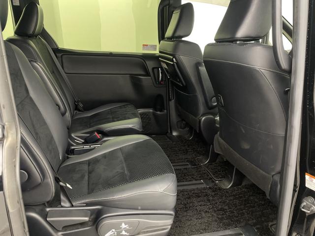 ヴォクシー ＺＳ　煌ＩＩＩ　純正ナビ　バックカメラ　両側パワースライドドア　ビルトＥＴＣ２．０　純正ドライブレコーダー　オートマティックハイビーム　クルーズコントロール　衝突軽減システム　純正アルミホイール　純正フロアマット（43枚目）