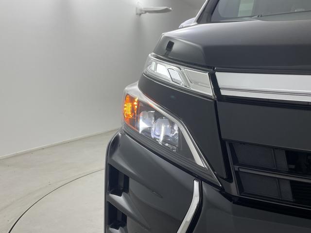 ヴォクシー ＺＳ　煌ＩＩＩ　純正ナビ　バックカメラ　両側パワースライドドア　ビルトＥＴＣ２．０　純正ドライブレコーダー　オートマティックハイビーム　クルーズコントロール　衝突軽減システム　純正アルミホイール　純正フロアマット（55枚目）