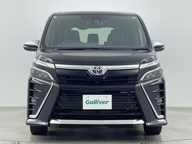 ヴォクシー ＺＳ　煌ＩＩＩ　純正ナビ　バックカメラ　両側パワースライドドア　ビルトＥＴＣ２．０　純正ドライブレコーダー　オートマティックハイビーム　クルーズコントロール　衝突軽減システム　純正アルミホイール　純正フロアマット（62枚目）