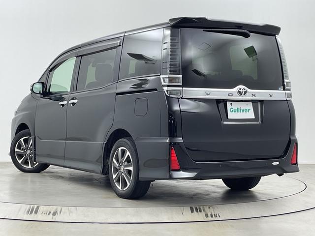 ヴォクシー ＺＳ　煌ＩＩＩ　純正ナビ　バックカメラ　両側パワースライドドア　ビルトＥＴＣ２．０　純正ドライブレコーダー　オートマティックハイビーム　クルーズコントロール　衝突軽減システム　純正アルミホイール　純正フロアマット（69枚目）