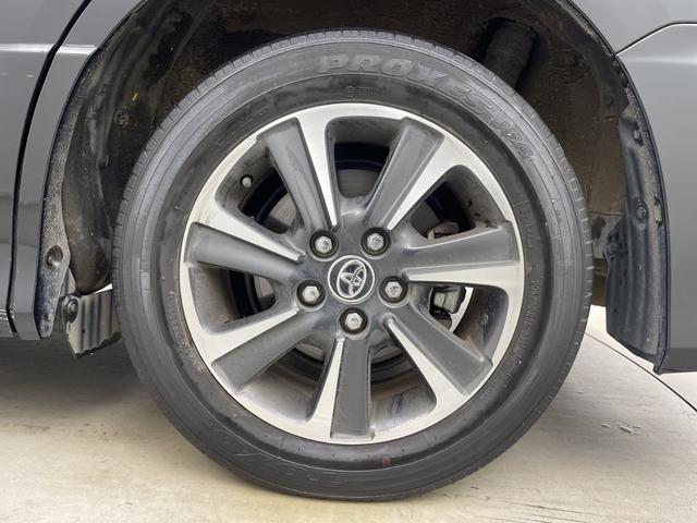 ヴォクシー ＺＳ　煌ＩＩＩ　純正ナビ　バックカメラ　両側パワースライドドア　ビルトＥＴＣ２．０　純正ドライブレコーダー　オートマティックハイビーム　クルーズコントロール　衝突軽減システム　純正アルミホイール　純正フロアマット（71枚目）