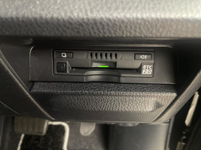 ヴォクシー ZS 煌II 純正ナビ バックカメラ クルーズコントロール ビルトインETC2.0 ドライブレコーダー 両側パワースライドドア 衝突軽減システム オートマティックハイビーム レーンキープアシスト LEDヘッドライト(6枚目)