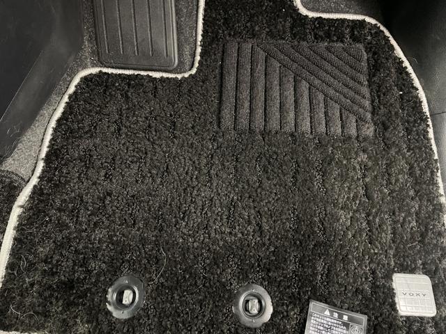 ヴォクシー ZS 煌II 純正ナビ バックカメラ クルーズコントロール ビルトインETC2.0 ドライブレコーダー 両側パワースライドドア 衝突軽減システム オートマティックハイビーム レーンキープアシスト LEDヘッドライト(36枚目)