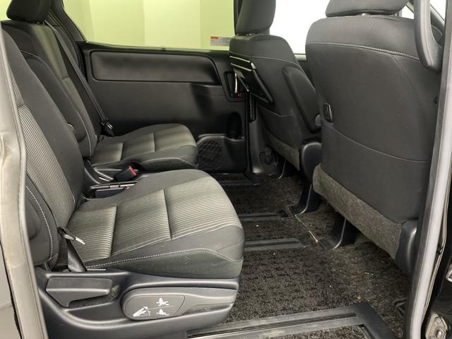 ヴォクシー ZS 煌II 純正ナビ バックカメラ クルーズコントロール ビルトインETC2.0 ドライブレコーダー 両側パワースライドドア 衝突軽減システム オートマティックハイビーム レーンキープアシスト LEDヘッドライト(43枚目)