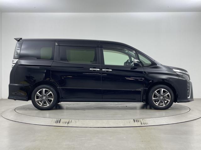 ヴォクシー ZS 煌II 純正ナビ バックカメラ クルーズコントロール ビルトインETC2.0 ドライブレコーダー 両側パワースライドドア 衝突軽減システム オートマティックハイビーム レーンキープアシスト LEDヘッドライト(64枚目)