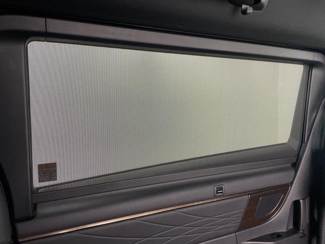 アルファードハイブリッド Ｚ　左右独立ムーンルーフ　フリップダウンモニター　純正ディスプレイオーディオ　全方位カメラ　ＢＳＭ　前後ドライブレコーダー　ＥＴＣ２．０　ワイヤレス充電　デジタルインナーミラー　トヨタセーフティセンス（36枚目）