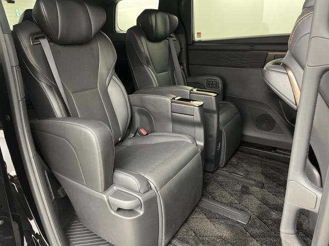 アルファードハイブリッド Ｚ　左右独立ムーンルーフ　フリップダウンモニター　純正ディスプレイオーディオ　全方位カメラ　ＢＳＭ　前後ドライブレコーダー　ＥＴＣ２．０　ワイヤレス充電　デジタルインナーミラー　トヨタセーフティセンス（51枚目）