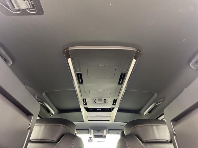 アルファードハイブリッド Ｚ　左右独立ムーンルーフ　フリップダウンモニター　純正ディスプレイオーディオ　全方位カメラ　ＢＳＭ　前後ドライブレコーダー　ＥＴＣ２．０　ワイヤレス充電　デジタルインナーミラー　トヨタセーフティセンス（58枚目）