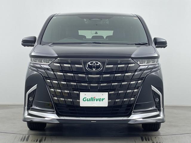 アルファードハイブリッド Ｚ　左右独立ムーンルーフ　フリップダウンモニター　純正ディスプレイオーディオ　全方位カメラ　ＢＳＭ　前後ドライブレコーダー　ＥＴＣ２．０　ワイヤレス充電　デジタルインナーミラー　トヨタセーフティセンス（66枚目）