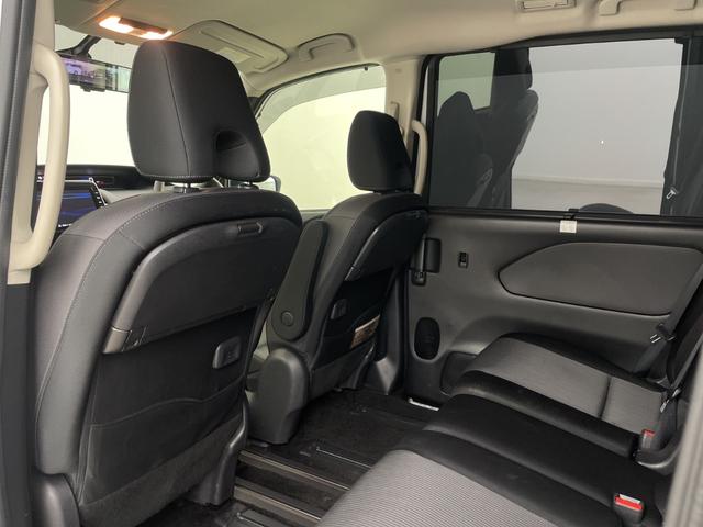 セレナ ハイウェイスターＶ　純正フリップダウンモニター　純正ナビ　全方位カメラ　フルセグテレビ　両側パワースライドドア　プロパイロット　ビルトインＥＴＣ　前方ドライブレコーダー　デジタルインナーミラー　ブラインドスポットモニター（44枚目）