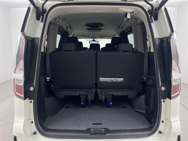 セレナ ハイウェイスターＶ　純正フリップダウンモニター　純正ナビ　全方位カメラ　フルセグテレビ　両側パワースライドドア　プロパイロット　ビルトインＥＴＣ　前方ドライブレコーダー　デジタルインナーミラー　ブラインドスポットモニター（48枚目）