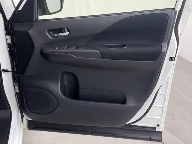 セレナ ハイウェイスターＶ　純正フリップダウンモニター　純正ナビ　全方位カメラ　フルセグテレビ　両側パワースライドドア　プロパイロット　ビルトインＥＴＣ　前方ドライブレコーダー　デジタルインナーミラー　ブラインドスポットモニター（53枚目）