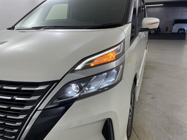 セレナ ハイウェイスターＶ　純正フリップダウンモニター　純正ナビ　全方位カメラ　フルセグテレビ　両側パワースライドドア　プロパイロット　ビルトインＥＴＣ　前方ドライブレコーダー　デジタルインナーミラー　ブラインドスポットモニター（56枚目）