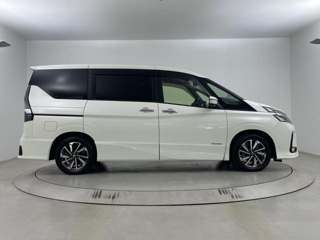 セレナ ハイウェイスターＶ　純正フリップダウンモニター　純正ナビ　全方位カメラ　フルセグテレビ　両側パワースライドドア　プロパイロット　ビルトインＥＴＣ　前方ドライブレコーダー　デジタルインナーミラー　ブラインドスポットモニター（63枚目）