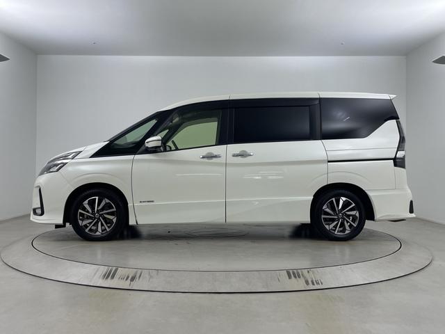 セレナ ハイウェイスターＶ　純正フリップダウンモニター　純正ナビ　全方位カメラ　フルセグテレビ　両側パワースライドドア　プロパイロット　ビルトインＥＴＣ　前方ドライブレコーダー　デジタルインナーミラー　ブラインドスポットモニター（64枚目）