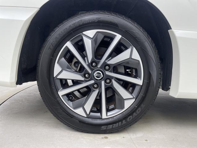 セレナ ハイウェイスターＶ　純正フリップダウンモニター　純正ナビ　全方位カメラ　フルセグテレビ　両側パワースライドドア　プロパイロット　ビルトインＥＴＣ　前方ドライブレコーダー　デジタルインナーミラー　ブラインドスポットモニター（72枚目）