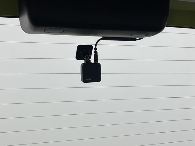 シエンタ ファンベースＧ　クエロ　純正ＳＤナビ　全方位カメラ　フルセグテレビ　ビルトインＥＴＣ２．０　前後ドライブレコーダー　両側パワースライドドア　デジタルインナーミラー　シートヒーター　クルーズコントロール　ステアリングヒーター（5枚目）