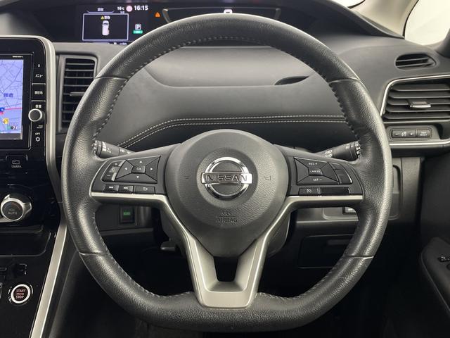 セレナ ハイウェイスター　ＶセレクションＩＩ　純正フリップダウンモニター　純正９インチナビ　全方位カメラ　地デジフルセグ　ドライブレコーダー　ビルトインＥＴＣ　クルーズコントロール　衝突軽減ブレーキ　両側パワースライドドア　アイドリングストップ（9枚目）