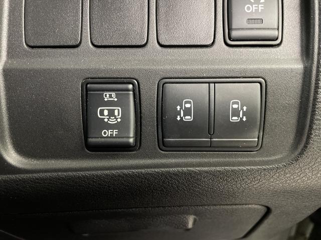 セレナ ハイウェイスター　ＶセレクションＩＩ　純正フリップダウンモニター　純正９インチナビ　全方位カメラ　地デジフルセグ　ドライブレコーダー　ビルトインＥＴＣ　クルーズコントロール　衝突軽減ブレーキ　両側パワースライドドア　アイドリングストップ（18枚目）